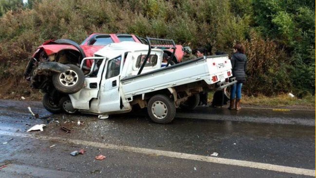 Colisión frontal entre vehículos dejó una persona fallecida en Cañete
