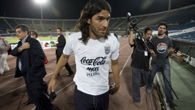 Rangers está tras los pasos del uruguayo Sebastián Abreu