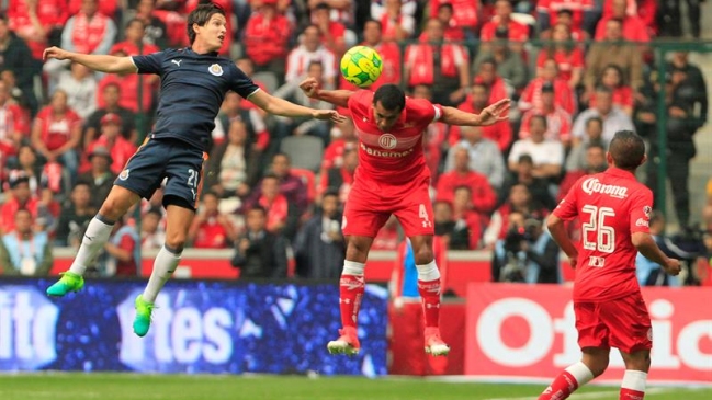 Toluca de Osvaldo González empató con Chivas en primera semifinal del Clausura mexicano
