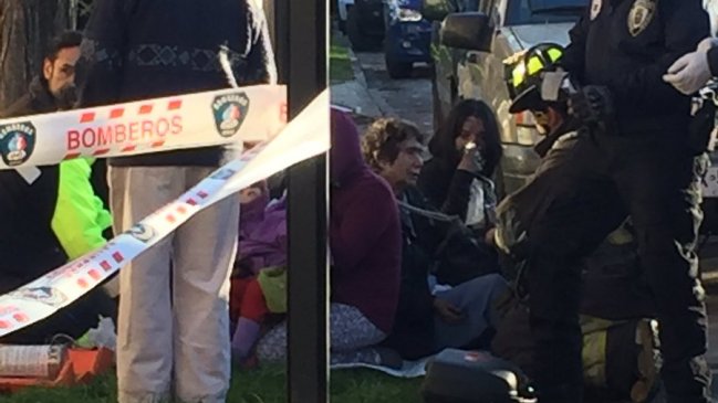 Incendio en edificio de Ñuñoa: Afectados fueron trasladados a un centro asistencial