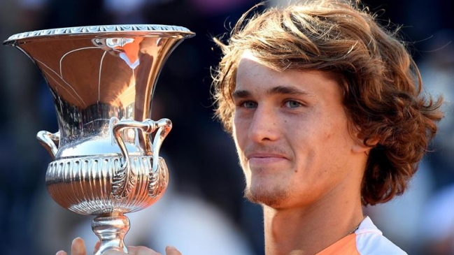 Alexander Zverev sorprendió a Djokovic y conquistó en Roma su primer Masters 1.000