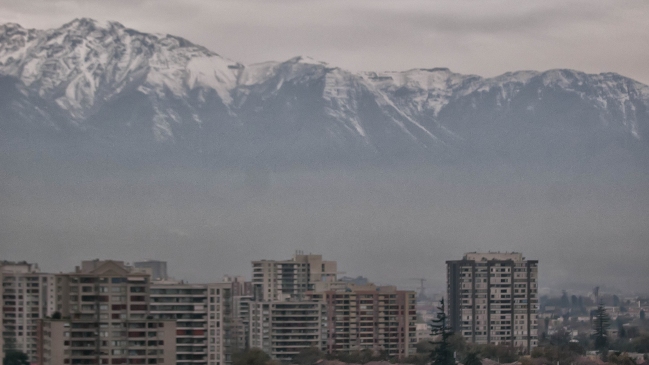 Intendencia decretó la primera preemergencia del año para Santiago este lunes