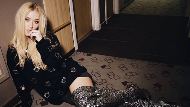 Vesta Lugg respondió a seguidora que se burló de su busto