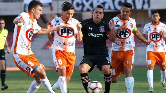 Cobresal rechazó haber reservado entradas a hinchas de Colo Colo para duelo en La Serena