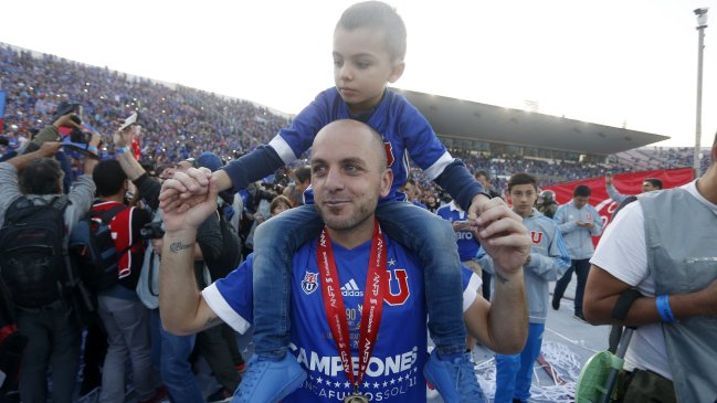 Gustavo Lorenzetti: Sería un honor retirarme en Universidad de Chile