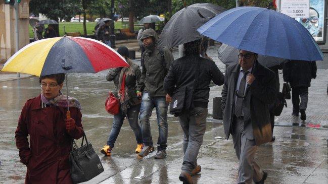 2 muertos y más de 5 mil damnificados tras sistema frontal en el norte del país