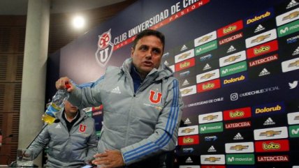 Un sonriente Guillermo Hoyos conversó con la prensa para cerrar su exitoso semestre