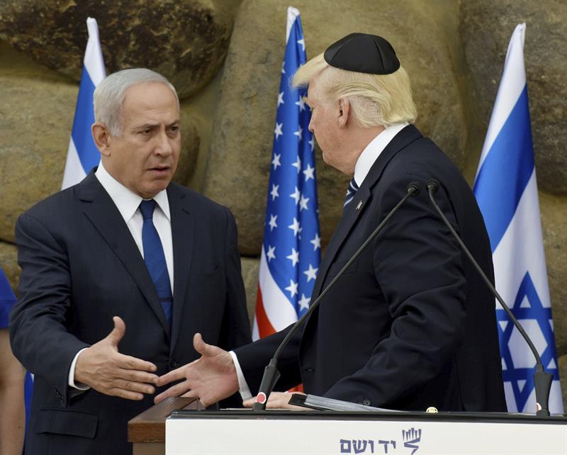 Mensaje de Trump en museo del Holocausto generó burlas por su liviandad