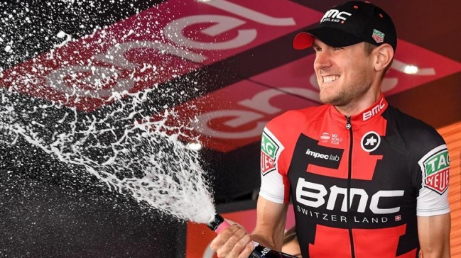 Tejay Van Garderen ganó emotivo embalaje en la 18ª etapa del Giro