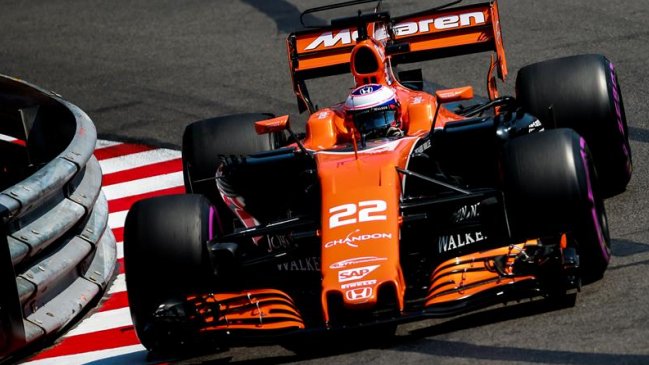 Jenson Button fue castigado con 15 puestos en el Gran Premio de Mónaco