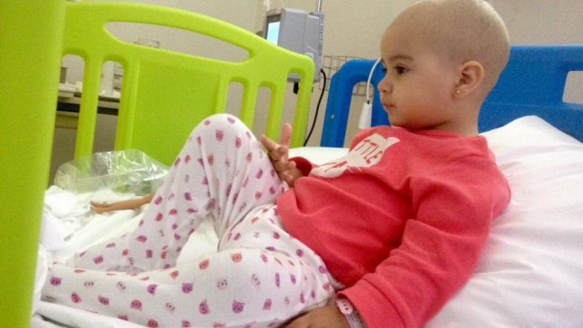 Piden donantes de sangre para niña de dos años con raro cáncer