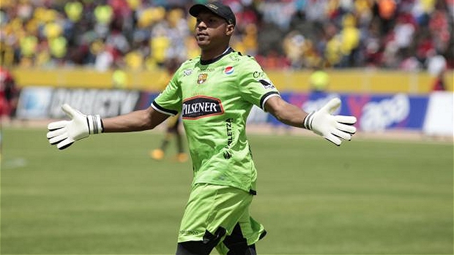 Colo Colo tiene interés en contratar al arquero de Barcelona de Guayaquil