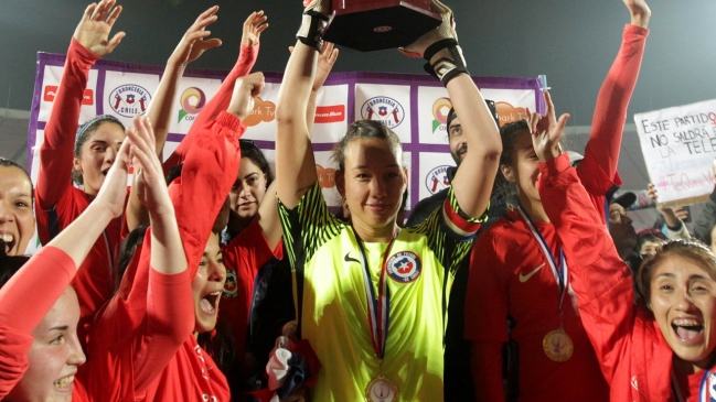 Christiane Endler‏: Jamás diría que no a defender mi bandera