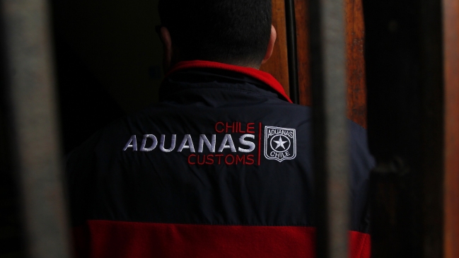 ANEF decide este martes si concretan paro en apoyo a aduaneros