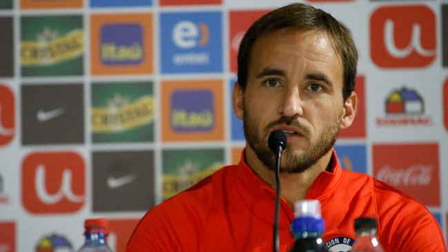 José Pedro Fuenzalida: Vamos con la mentalidad de conseguir el título en la Confederaciones