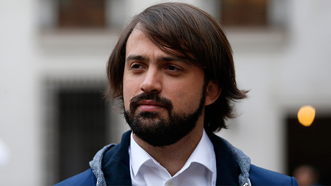 Jorge Sharp pide evaluar que se declare feriado para la Cuenta Pública