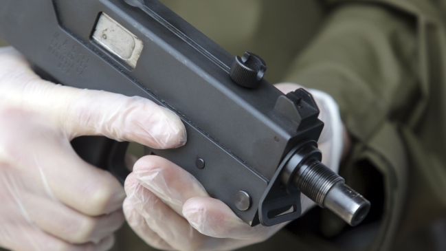 Investigan sustracción de armamento desde la Escuela de Formación de Carabineros