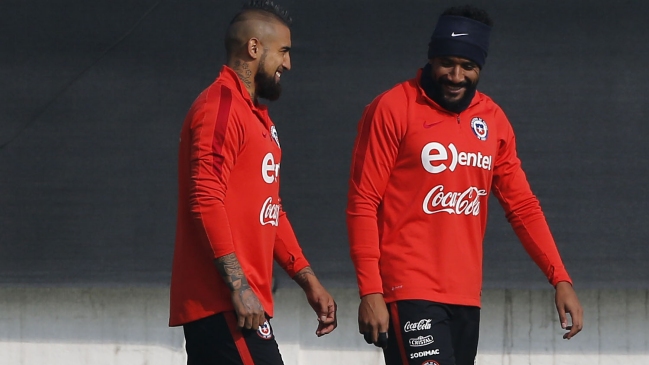 Jean Beausejour debutó en Instagram y Twitter