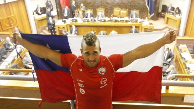 Senado aprobó nacionalización por gracia de pesista Arley Méndez