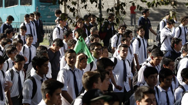 Confech por paro: Esperamos que familias y trabajadores puedan salir a la calle