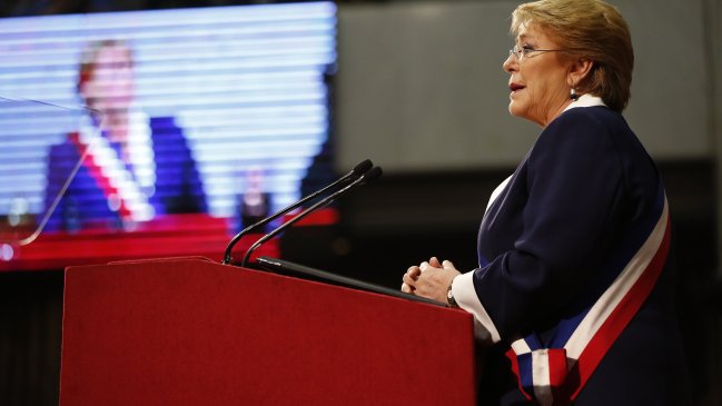 Analista: A Michelle Bachelet sólo le quedaba decir 