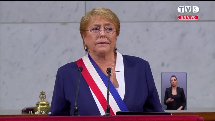   Bachelet por corrupción en la política: 
