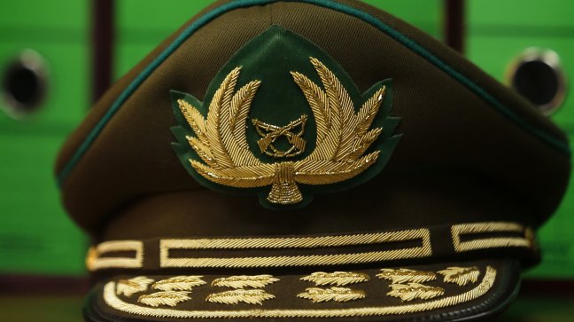 Ex jefe de Finanzas de Carabineros puede haber defraudado más de 1.700 millones de pesos