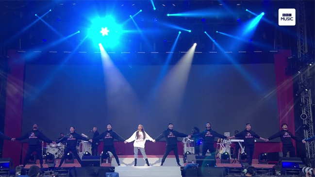 [Transmisión en vivo] Artistas se cuadran ante el terrorismo en 