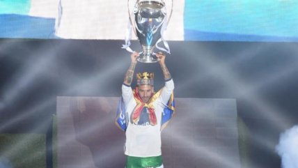 Real Madrid presentó el título de la Champions en el "Santiago Bernabéu"