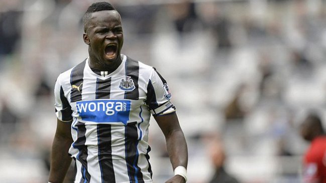 Ex jugador de Newcastle falleció mientras entrenaba en China