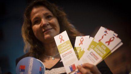 Plan AUGE garantizará tratamiento universal de pacientes con VIH