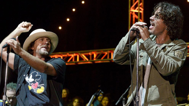 Las primeras palabras de Eddie Vedder tras la muerte de Chris Cornell