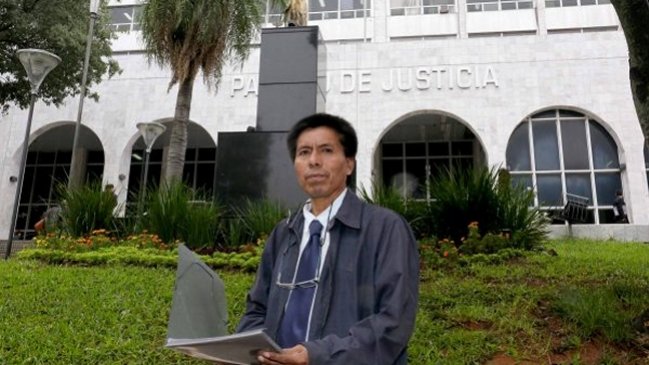 Justicia paraguaya incorpora a primer traductor en lengua indígena no guaraní