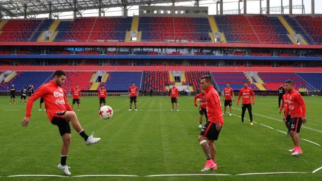 La selección chilena vive su última jornada de prácticas antes del duelo con Rusia