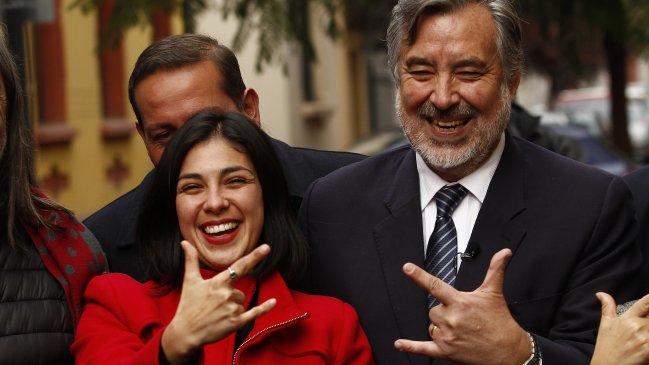 Alejandro Guillier presentó al equipo de su campaña presidencial