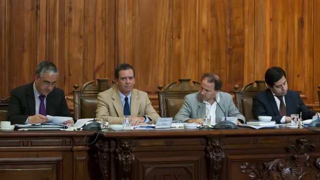 Despenalización del aborto: Senadores piden 
