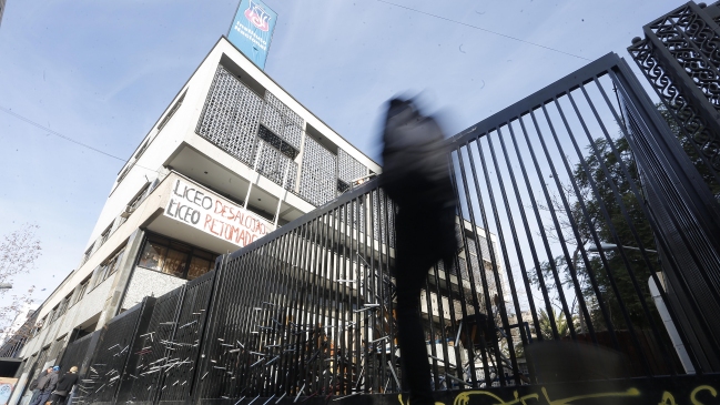 Instituto Nacional define este jueves la continuidad de la toma