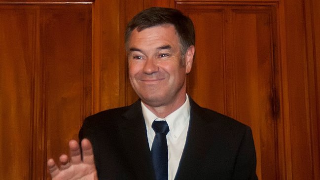 La disputa entre Ossandón e Iván Núñez por menosprecio a educación técnica