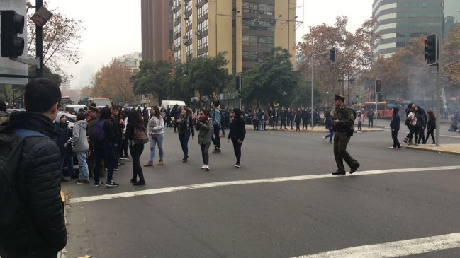 Protesta estudiantil en Providencia terminó con cuatro detenidos