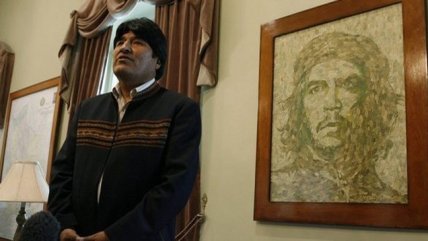  Morales rinde homenaje a 