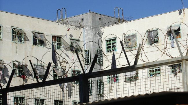 Dos internas intentaron fugarse desde cárcel en San Joaquín