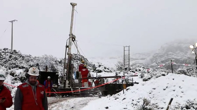 Mineros atrapados en Aysén: Trabajadores cuestionan la fiscalización
