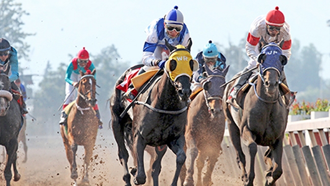 Sentmenat ganó el Clásico Premio Radio Cooperativa en el Hipódromo Chile