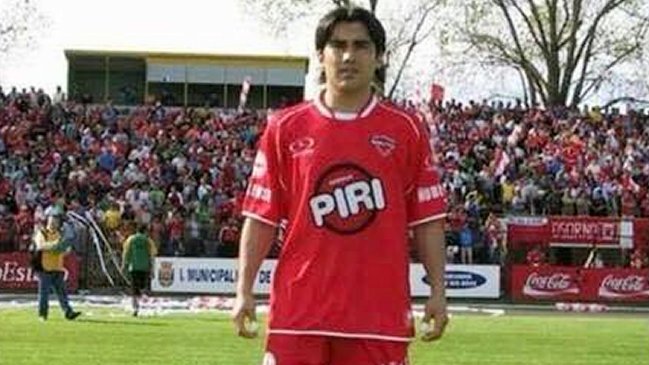 Pesar en el fútbol chileno por fallecimiento de ex jugador formado en Universidad Católica