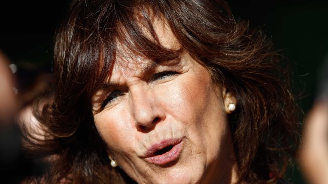 Ministra Krauss: Dirección del Trabajo no puede multar a Carabineros