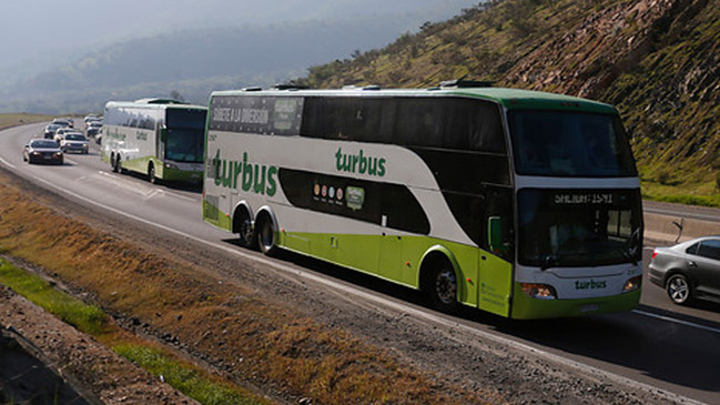 Tur Bus estudia ser parte del Transantiago
