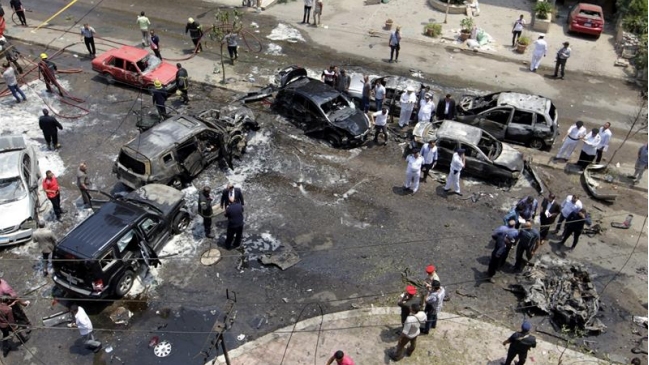 Un policía muerto y otros cuatro heridos dejó un atentado explosivo en El Cairo