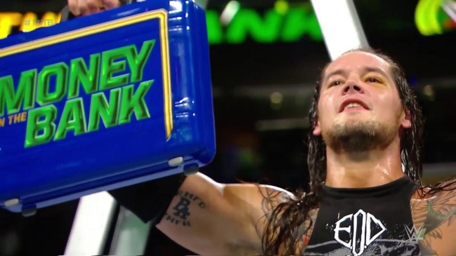 Baron Corbin se alzó como gran vencedor en WWE Money in The Bank