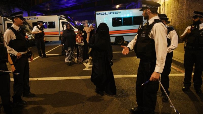 Policía confirmó un muerto y ocho heridos en atropello cerca de mezquita en Londres