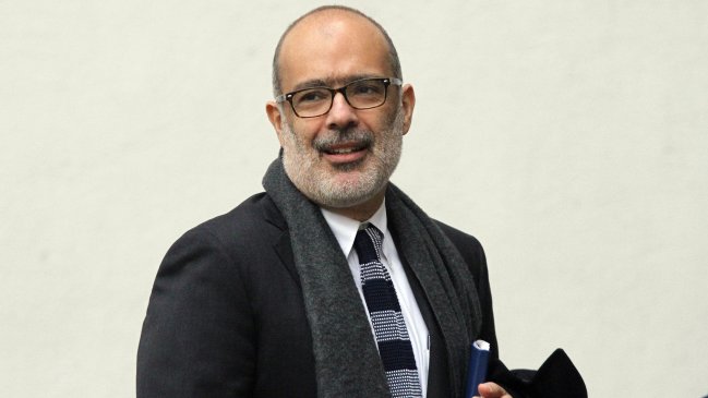 Ministro Valdés anticipó 